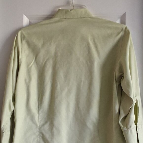 Liz Claiborne No-Iron Light Green 3/4 Sleeve Button Down Blouse Women's Size 6 - Picture 5 of 16
